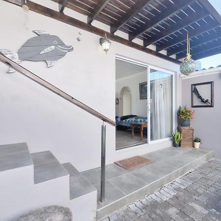 דירות Redsky Self Catering אגוליאש מראה חיצוני תמונה