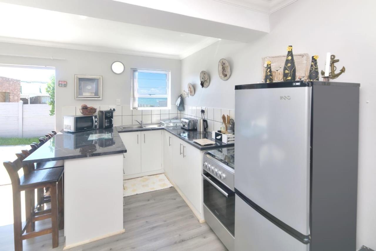 דירות Redsky Self Catering אגוליאש מראה חיצוני תמונה